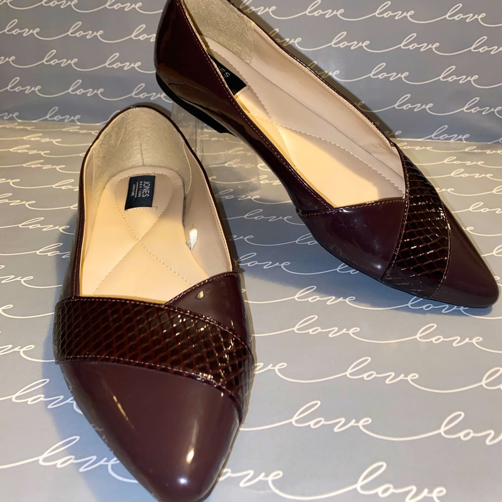 Jones New York Flats